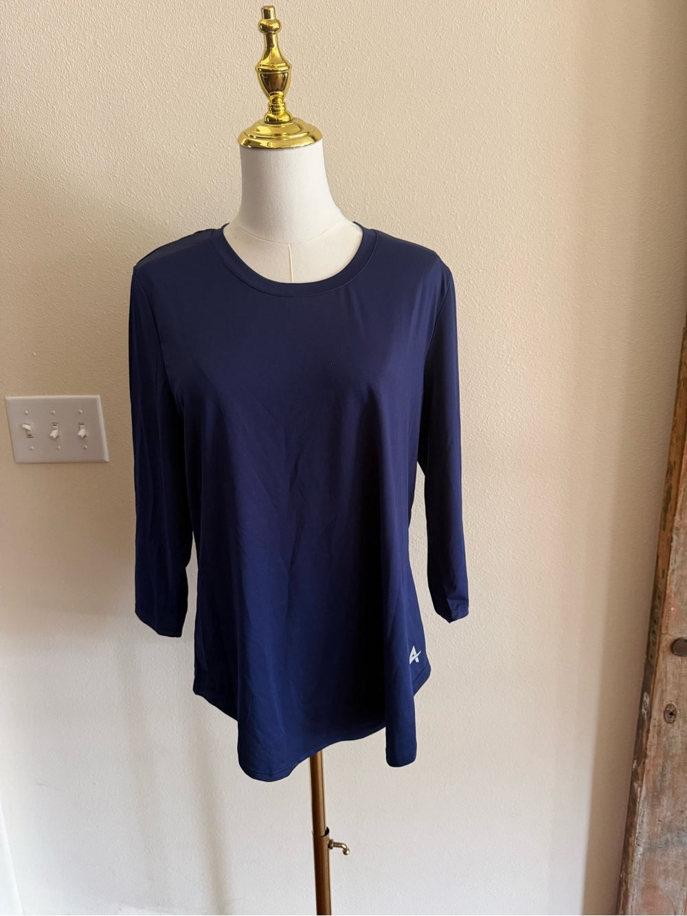 Women's Navy Long-Sleeve Crewneck Top